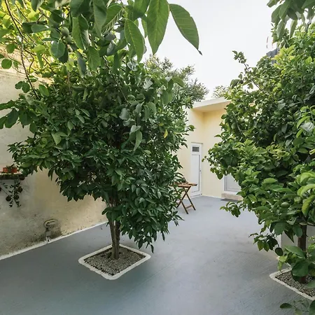 Apironero House Appartement Plouti